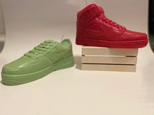 Load image into Gallery viewer, AJ1 Type - Sneaker candle