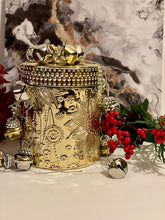 Load image into Gallery viewer, Lights on the Tree