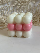 Load image into Gallery viewer, Large Ombre bubble candle